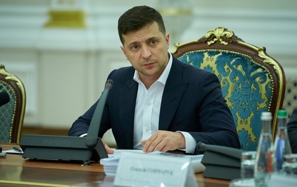 Зеленский назвал дату внеочередного заседания Рады
