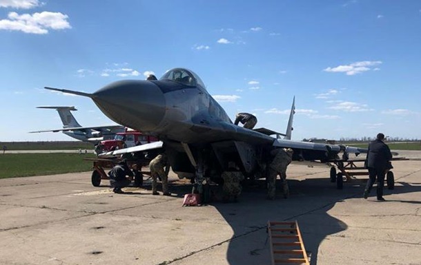 Названа причина аварийной посадки истребителя ВСУ