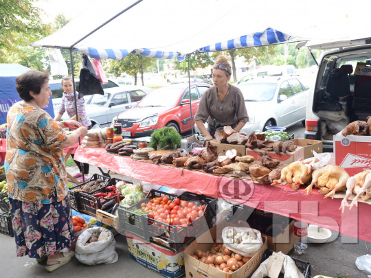 В Киеве с 6 по 9 августа работают ярмарки: где можно купить продукты