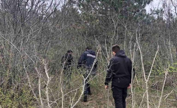 Пропавшую без вести душевнобольную нашли повешенной под Одессой