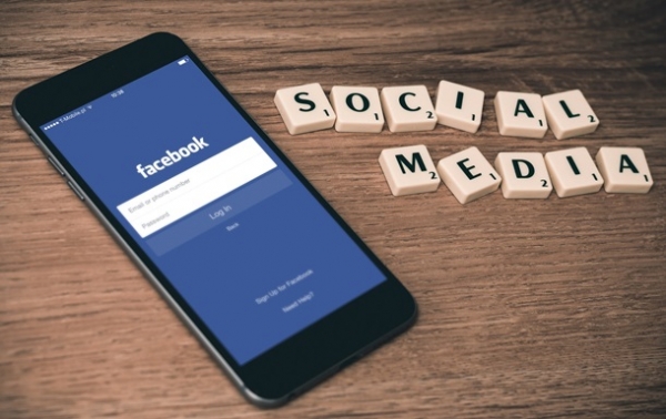 Пользователи Facebook смогут зарабатывать на своих клипах
