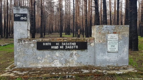 Как люди живут возле зоны отчуждения ЧАЭССюжет