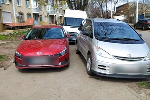 Я паркуюсь как: свежая фотоподборка наглых водителей в Одессе