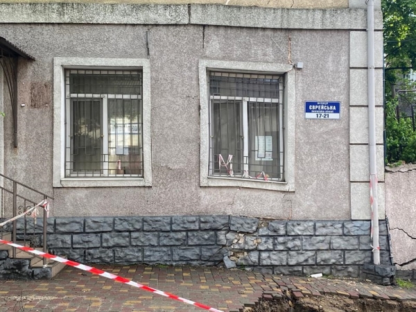 Двухдневный ливень стал угрозой для разрушающегося центра админуслуг Аккермана 
