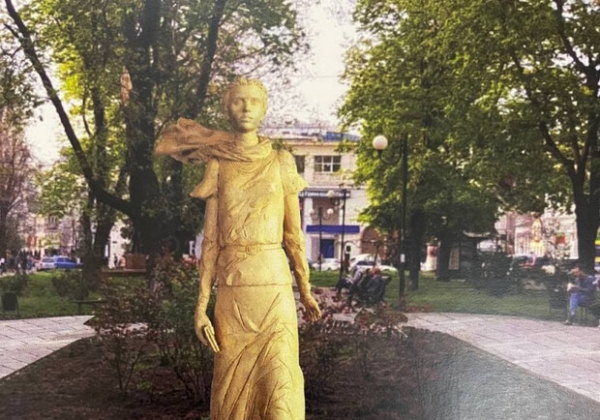 Жила на Жуковского и Нежинской: в Одессе установят памятник Лесе Украинке