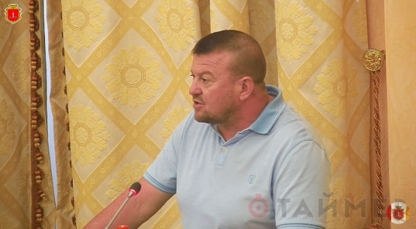 Мешают гулять: у Труханова ищут управу на электротранспорт на Трассе здоровья