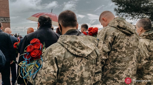 День памяти и примирения: как его отмечают в Одессе. Фоторепортаж