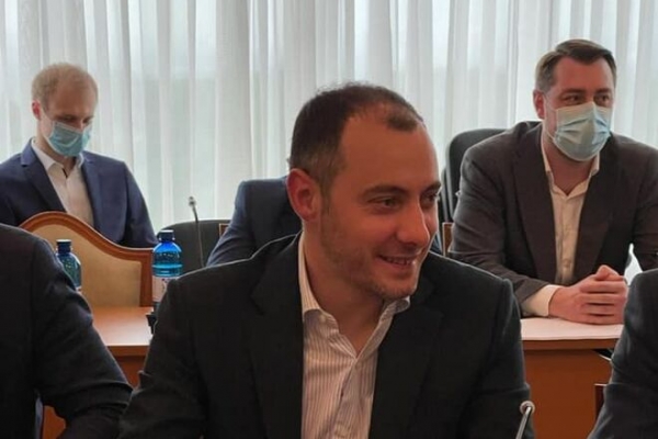 
                                                                        Профильный комитет определился с министром инфраструктуры
                                                                                                                                                                                                                    