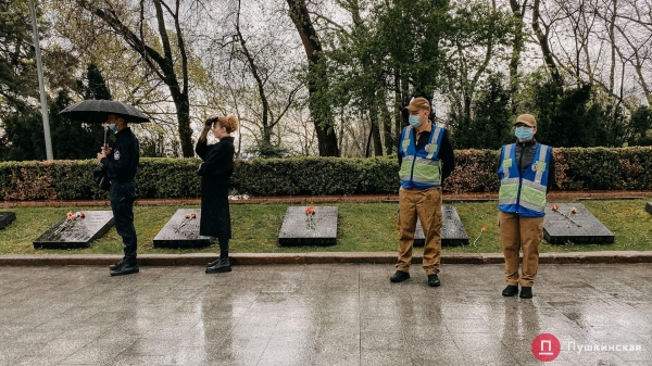 День памяти и примирения: как его отмечают в Одессе. Фоторепортаж