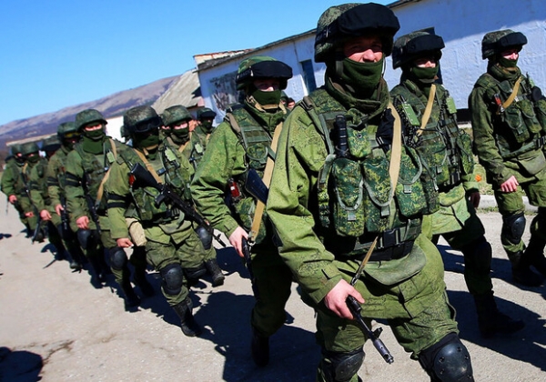 Войска отвели только в Крыму: Россия может напасть на Украину с пяти направлений, — СБУ