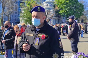 Автопробег, оркестр и драка на Аллее Славы: как проходит 9 мая в Одессе (обновлено)