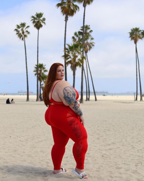 Известная plus-size модель призналась, что у нее анорексия