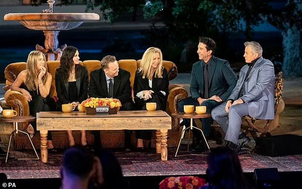 Новий епізод серіалу «Друзі»: що показав HBO глядачам