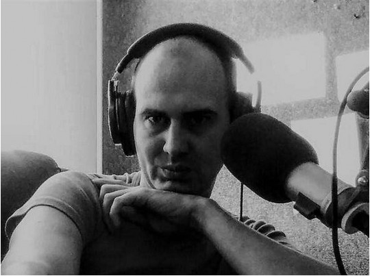 Втратив половину обличчя: 30-річний радіоведучий помер, пролежавши три тижні в комі