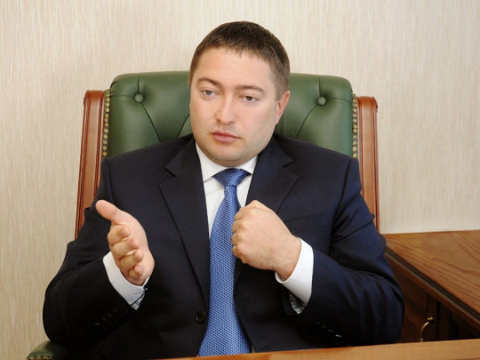 Завдав численних ножових поранень: у Сумах намагалися вбити екс-прокурора, власника місцевого футбольного клубу Дем'яненка