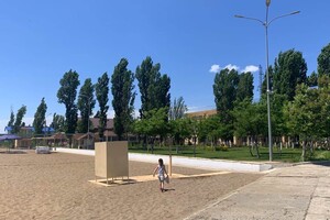 Укромное местечко: прогулка на пляж "Зерновой" в Одессе 