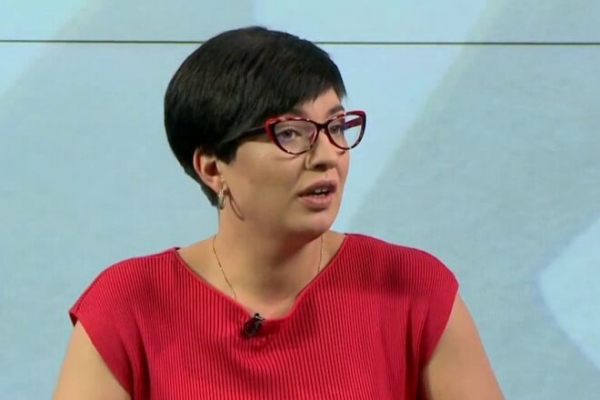 
                                                                        Эксперт об обысках у окружения Медведчука: Это картинка, которая создает ощущение хаоса и опасности у рядовых граждан
                                                                                                                                                                                                                    
