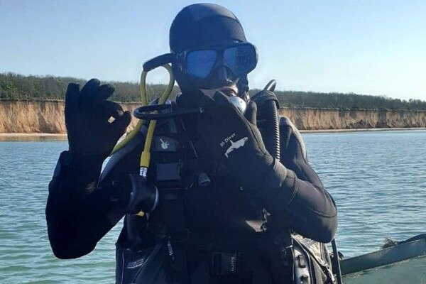 На затонувшем немецком судне: в Одесской области водолазы ищут боевые снаряды