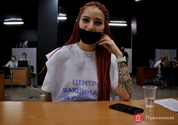 Вакцинироваться за 10 минут или Как в Одессе центры массовой вакцинации работают: личный опыт
