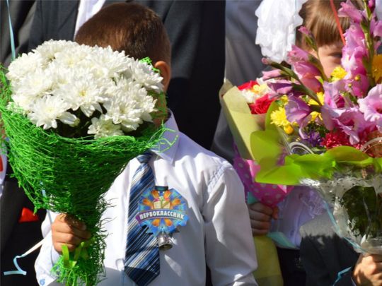 Російська вчителька не випустила першокласника з діареєю в туалет, наслідки виявилися дуже сумними