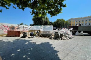 На Приморском бульваре ведут раскопки: уже нашли несколько тысяч артефактов