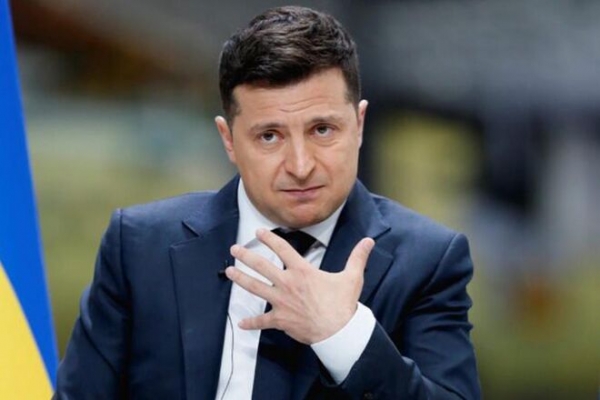 
                                                                        Зарубежные СМИ констатируют, что большинство украинцев негативно относятся к деятельности Зеленского, в том числе, из-за преследования Медведчука
                                                                                                                                                                                                                    