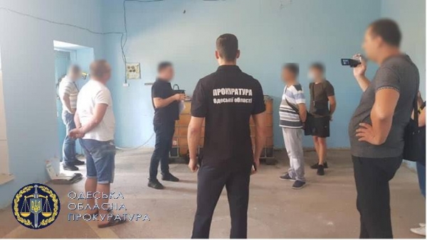 Одесский пожарный брал взятки «горючкой» 