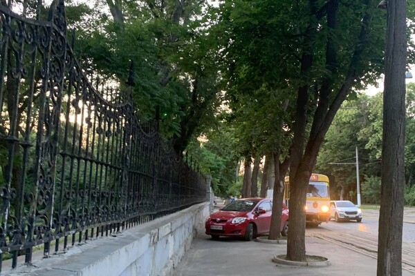 Стою, где хочу: свежая подборка автохамов в Одессе