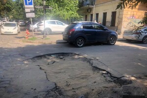 С фантазией все в порядке: свежая фотоподборка наглых водителей в Одессе