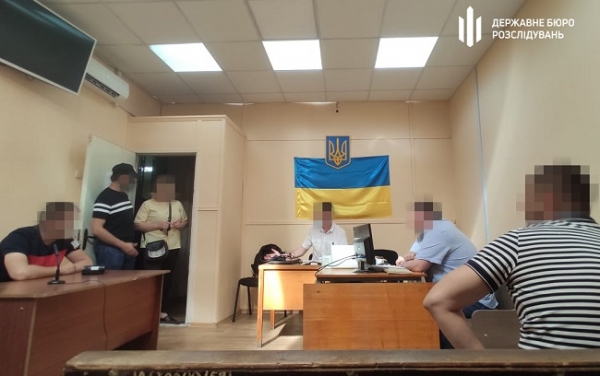 Глава суда в Одесской области и адвокат попались на взятке за нужное судебное решение