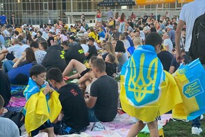 Расстроил результат матча: возле стадиона "Черноморец" разнимали массовую драку