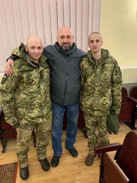 «Підключали дроти до очей, зубів, геніталій, на морозі голого обливали водою»: розвідник про тортури бойовиків «ЛНР»