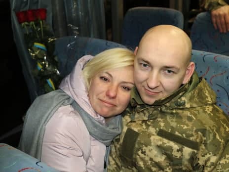 «Підключали дроти до очей, зубів, геніталій, на морозі голого обливали водою»: розвідник про тортури бойовиків «ЛНР»