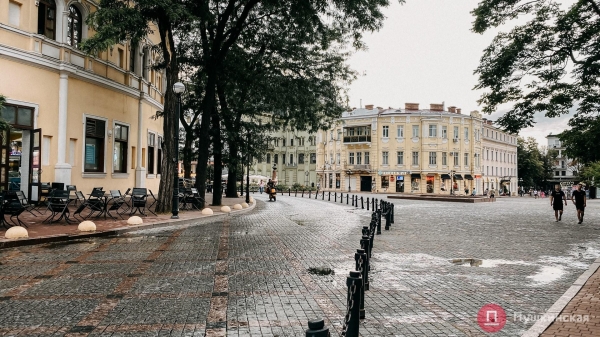 Центр Одессы после первого августовского дождя. Фоторепортаж