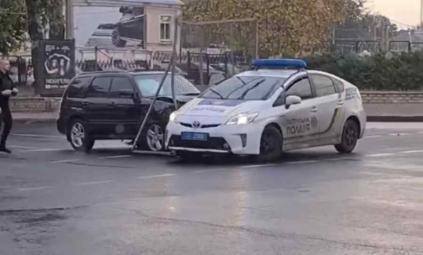 Водителя, который в Одессе таранил авто и заборы, признали невменяемым и отправили лечиться