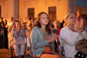 Атмосфера летней Одессы: у Воронцовской колоннады состоялся грандиозный open-air