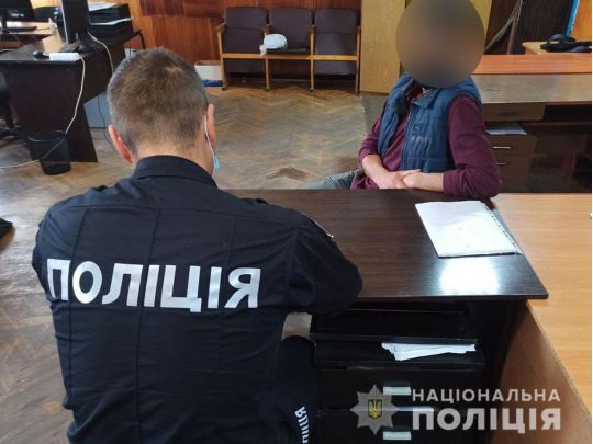 Повалив на підлогу й поглумився: у Чернігові на ринку згвалтували 13-річну дівчинку