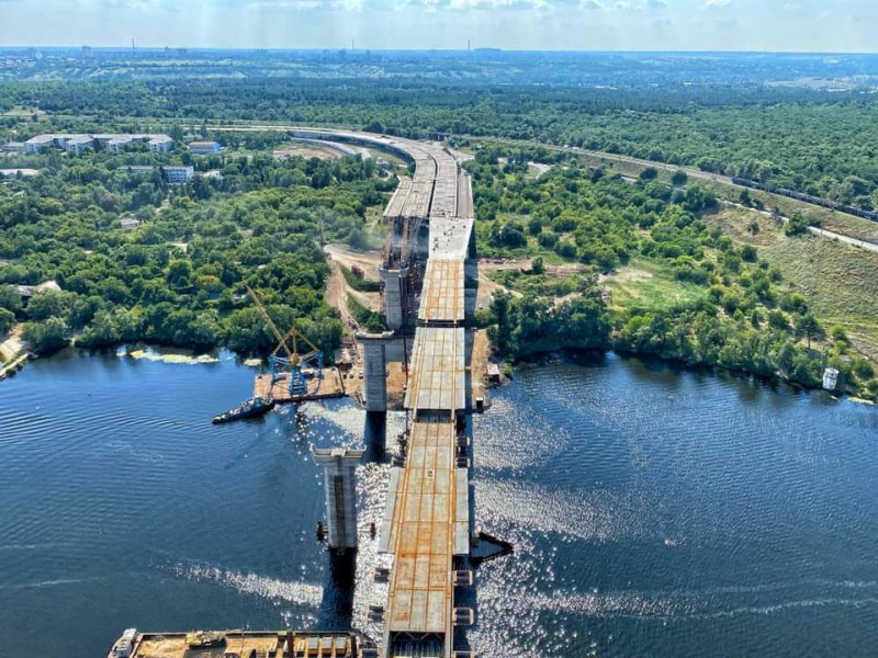 Рух між двома берегами Запоріжжя новою автомагістраллю відкриють вже цього року, — Тимошенко