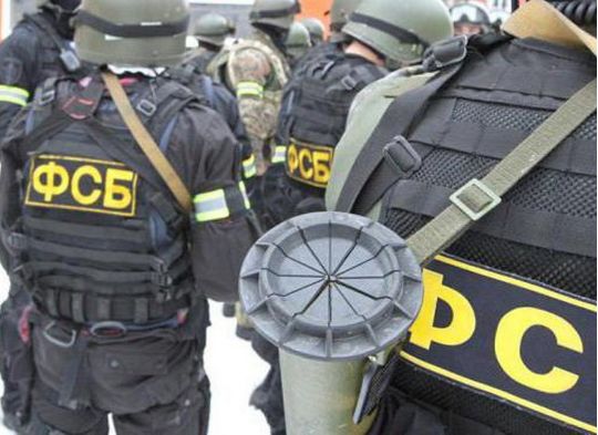 У Криму окупанти нахабно увірвалися в храм ПЦУ та змусили священика припинити богослужіння