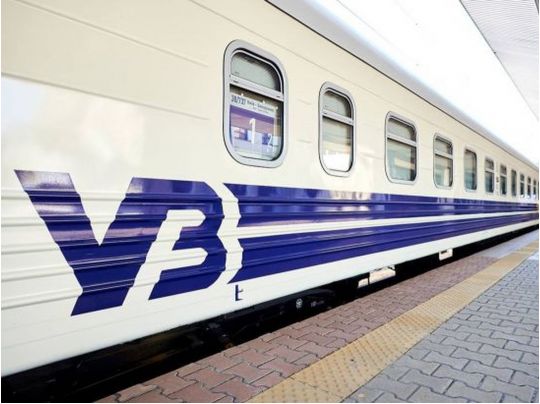 У Запоріжжі з рейок зійшли вагони: стало відомо про затримку низки поїздів