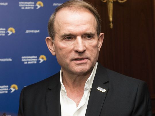 Закриття ряду ЗМІ прокоментував Медведчук
