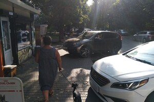 Не перестают удивлять: свежая фотоподборка наглых водителей в Одессе