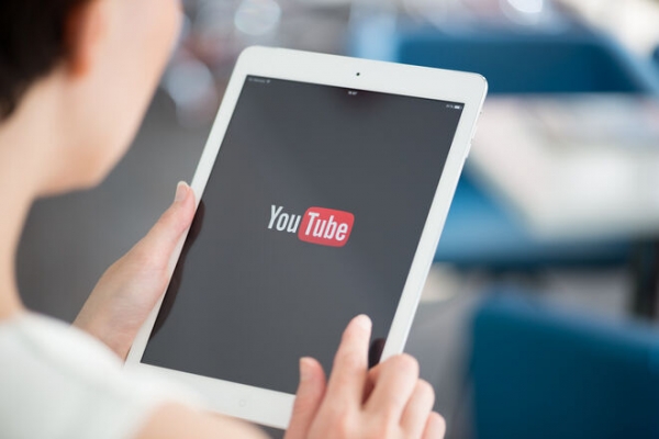 
                                                                        YouTube удалил 130 тыс. роликов, дискредитирующих вакцины
                                                                                                                                                                                                                    