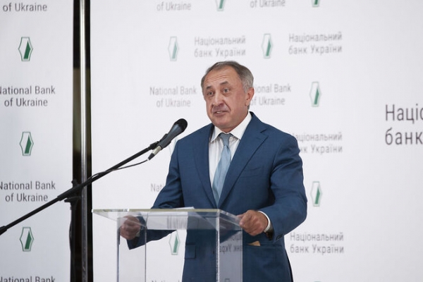 
                                                                        Украинцы опять начали "сбрасывать" валюту, – Данилишин
                                                                                                                                                                                                                    