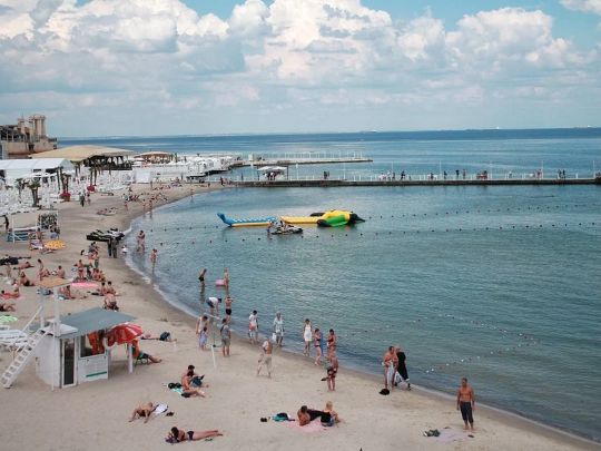Коли в Україні потеплішає до +27: синоптики назвали дату