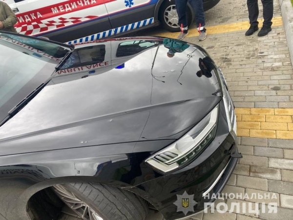 Под Киевом стреляли в помощника Зеленского Сергея Шефира: ранен его водитель