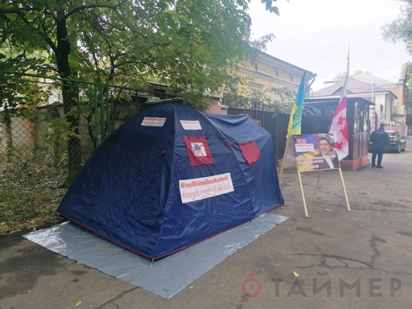 Лагерь сторонников Саакашвили в Одессе состоит из одной палатки