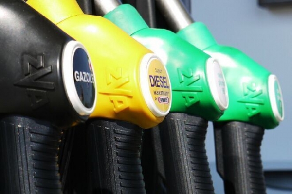 
                                                                        Налоговики "накрыли" схему по легализации нефтепродуктов на 74 млн грн
                                                                                                                                                                                                                    