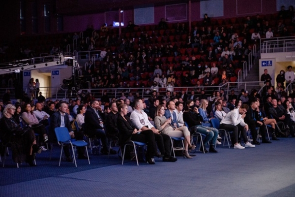 Марк Марченко "про Інвестиції, організацію Invest Forum та забудову міста" завдяки забудовнику SensarРеклама