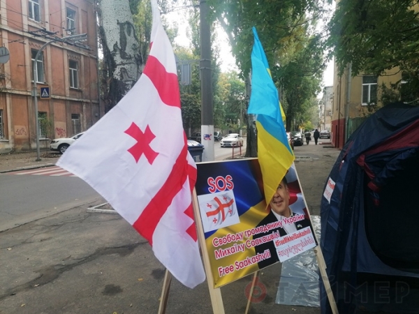 Лагерь сторонников Саакашвили в Одессе состоит из одной палатки
